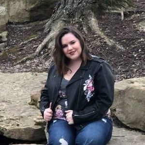 Meet your Posher, Brooke